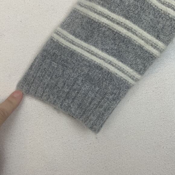 Soft Surroundings womens large knit stripe gray and white zipper back sweater - Picture 7 of 10